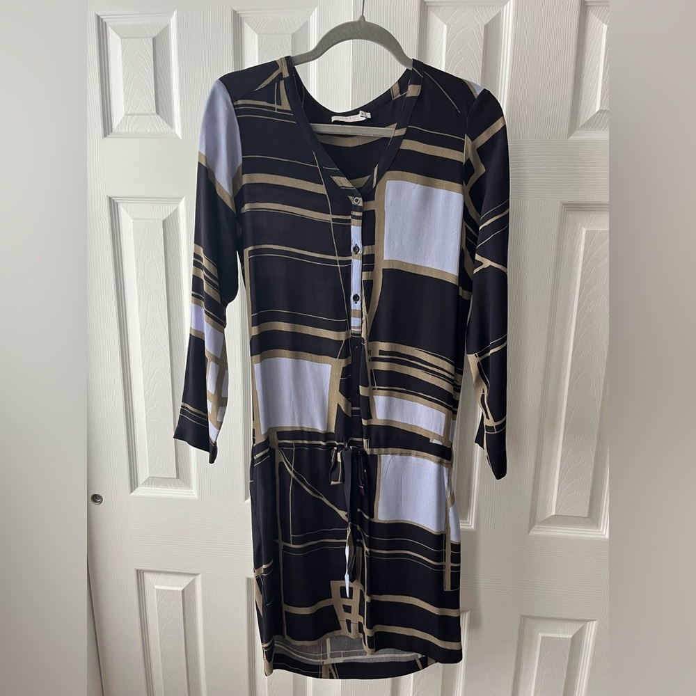 Navy/blue/olive green dress , worn once , size 36, it’s like size s/m